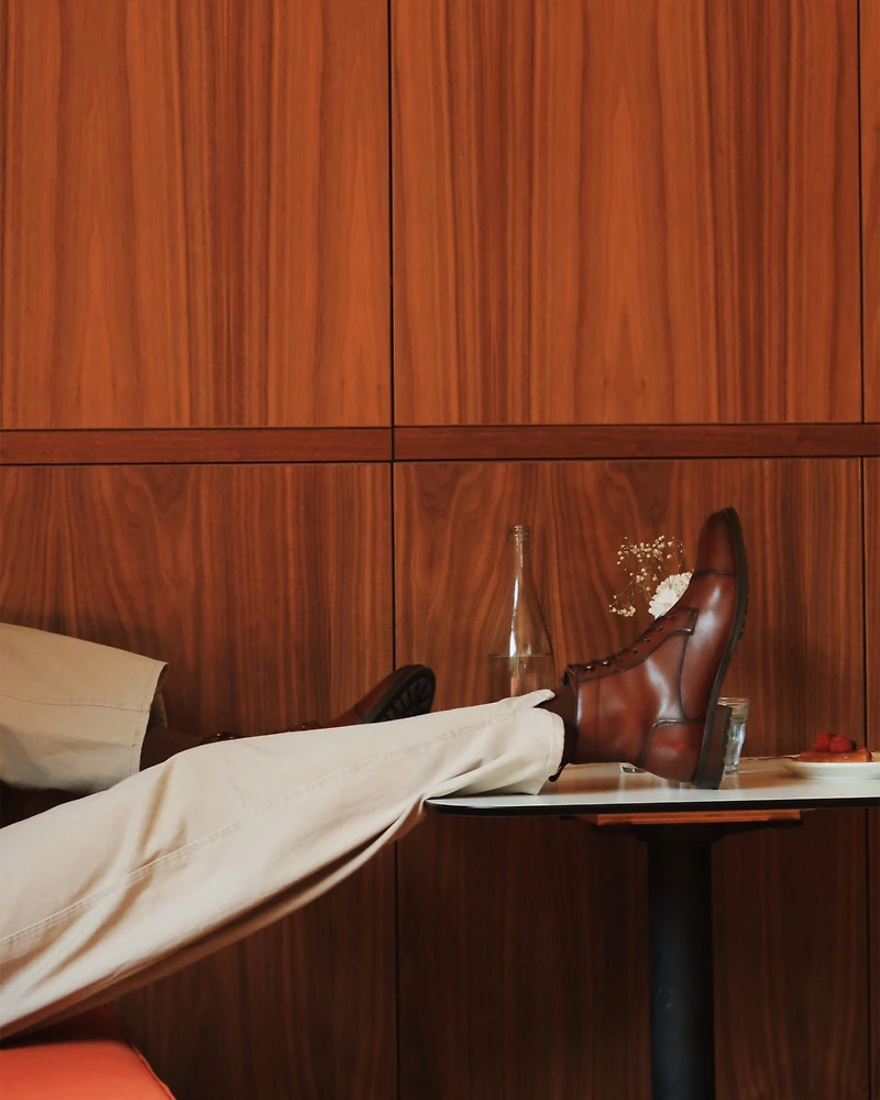 DAYMONN BROWN LEATHER