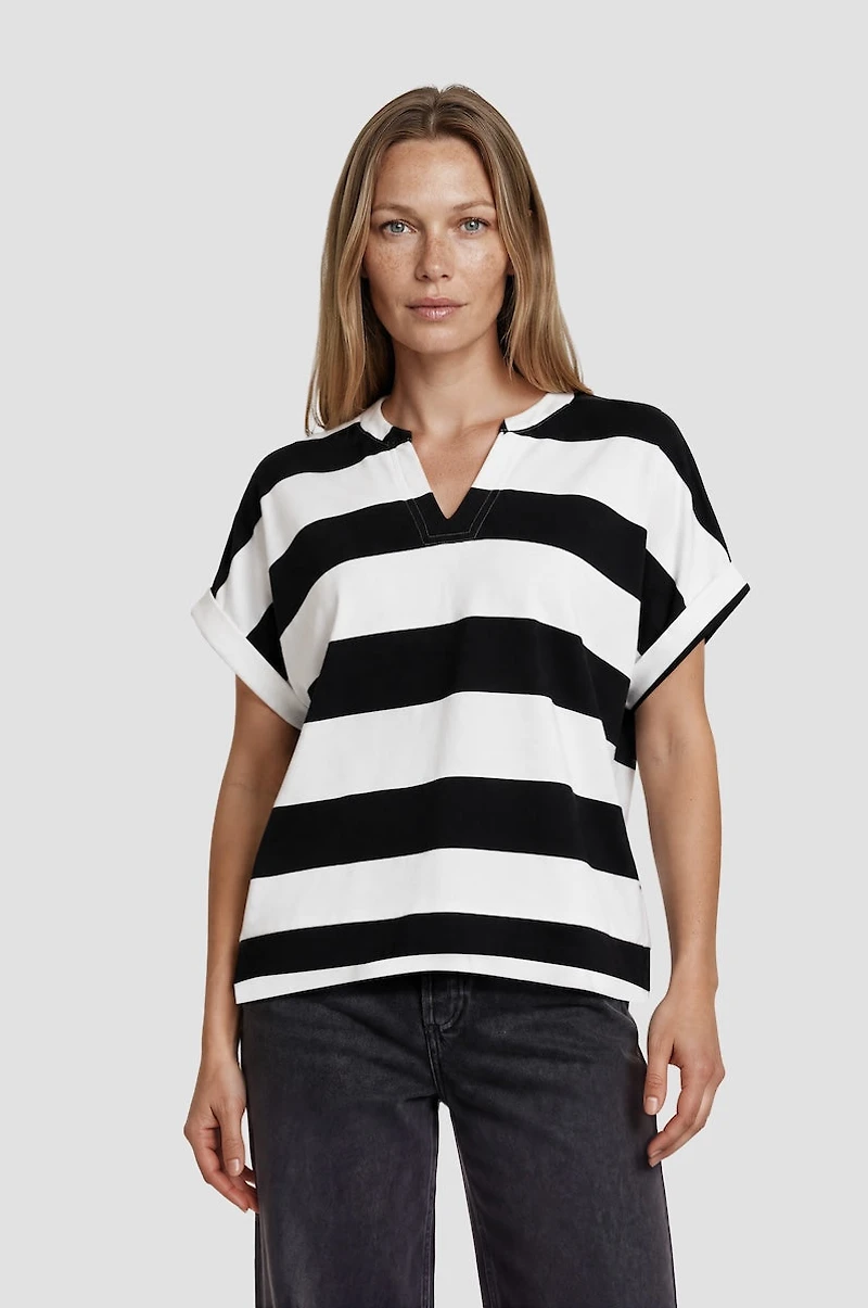 V-Neck Short Sleeve Striped Top - Black