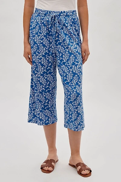 International INC Company Floral Wide Leg Capris Pants