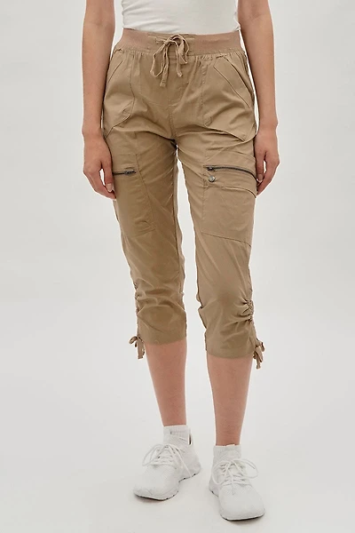 International INC Company Tie Waist Cargo Capris