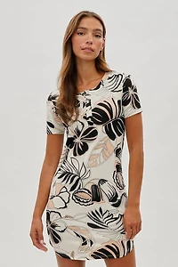 Runaway Bay Leaf Print Short Sleeve Henley Day Dress - Cream