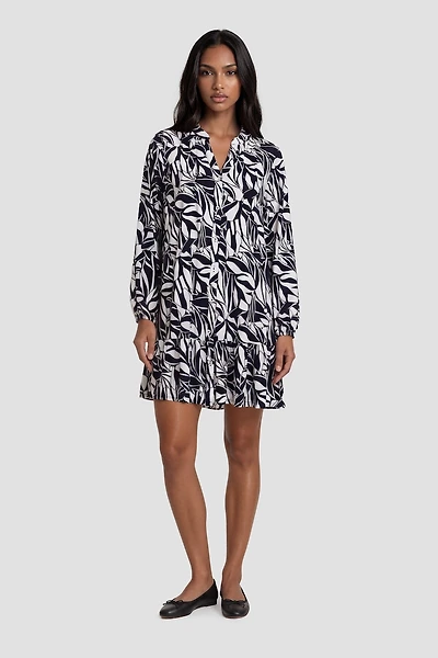 Long Sleeve V-Neck Day Dress - White