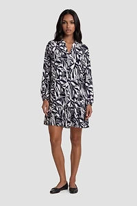 Long Sleeve V-Neck Day Dress - White