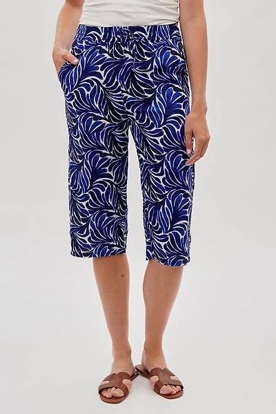 International INC Company Leaf Print Cropped Pants