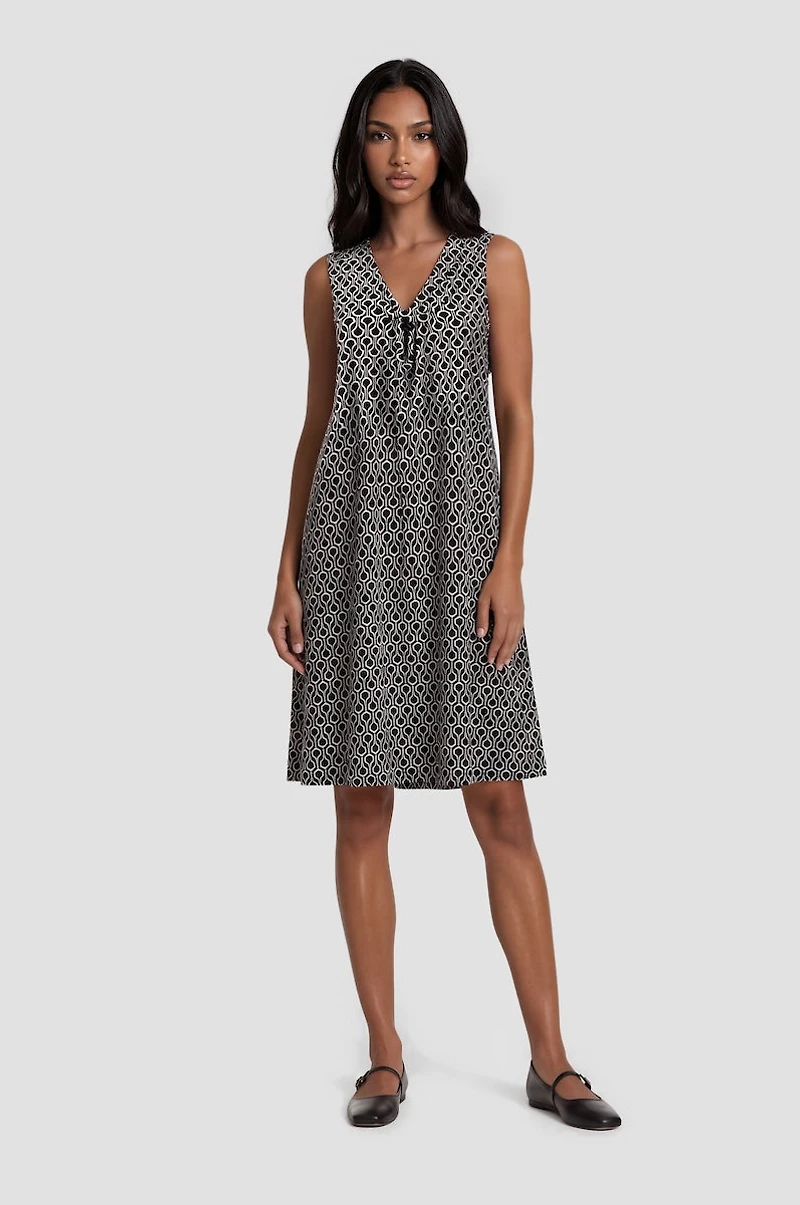V-Neck Sleeveless Trapeze Dress