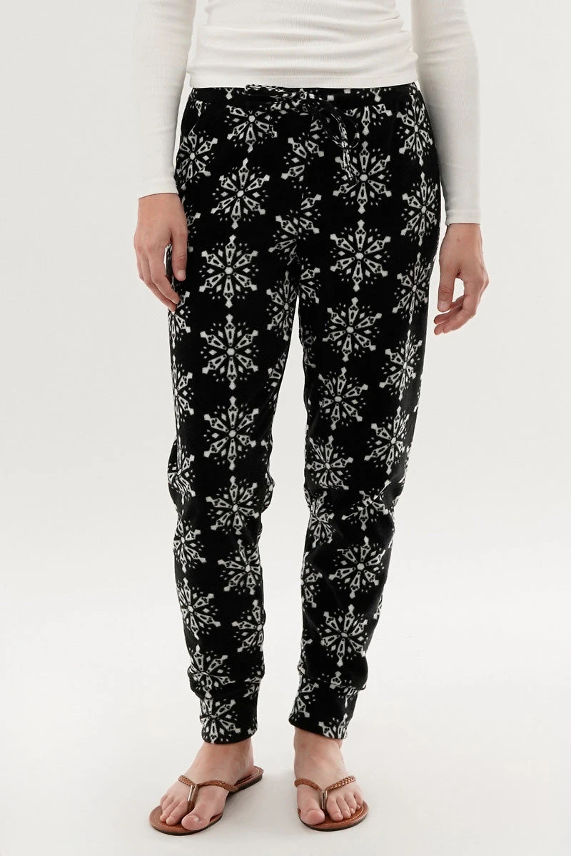 Canada Weather Gear Festive Print Pajama Pants