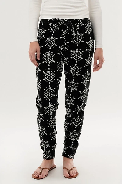 Canada Weather Gear Festive Print Pajama Pants