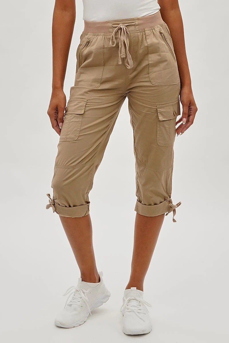 International INC Company Drawstring Cargo Capris