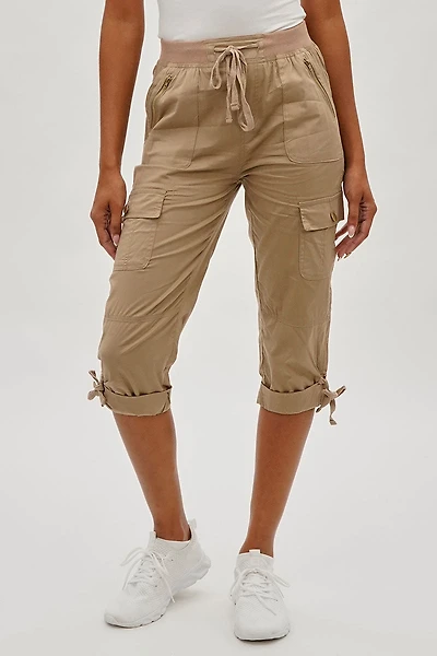 International INC Company Drawstring Cargo Capris