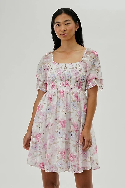 Beechers Brook Floral Smocked Cocktail Dress - White