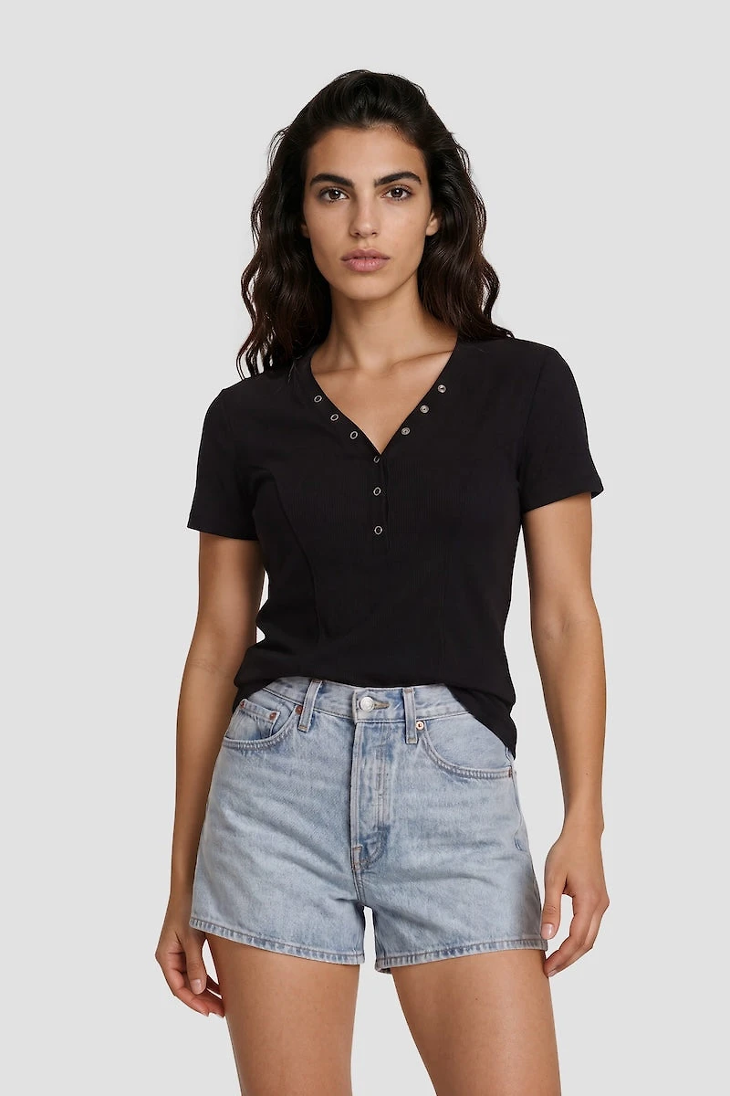 Short Sleeve Top With Snaps