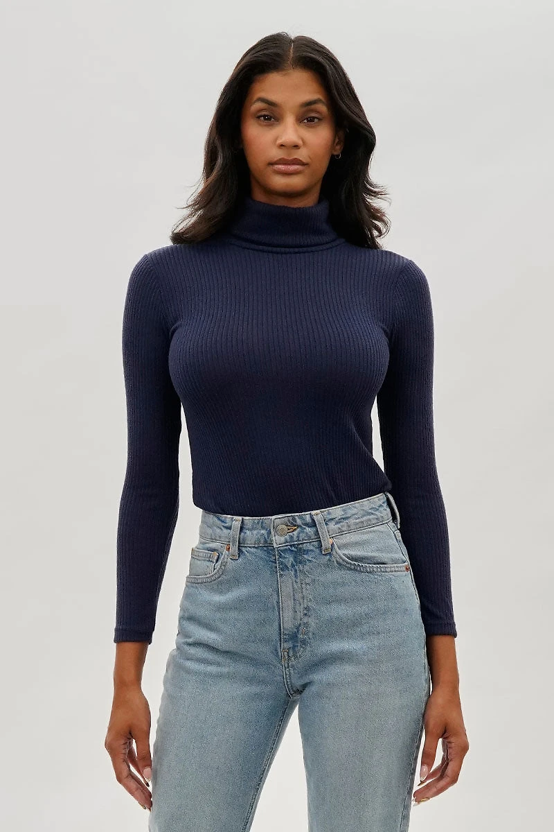Magazine Ribbed Turtleneck Pullover Sweater - Navy