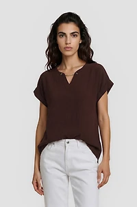 Short Sleeve Chain Neck Top