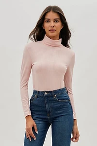 Majora Long Sleeve Turtleneck Pullover Sweater - Blush