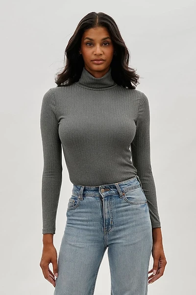 Majora Long Sleeve Turtleneck Pullover Sweater - Grey