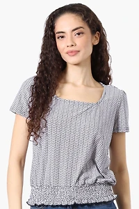 Beechers Brook Patterned Square Neck Smocked Tee - White