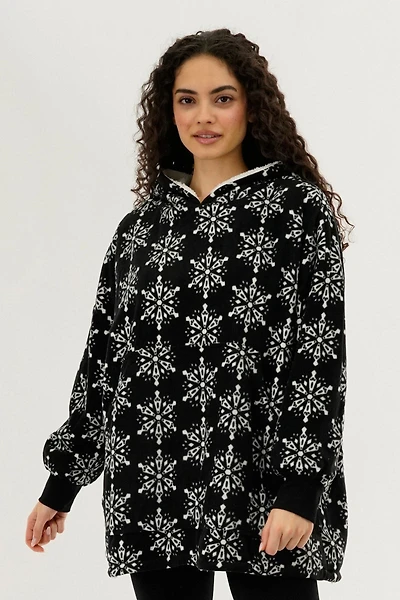 Canada Weather Gear Festive Print Oversided Hooded Pajama Top