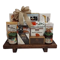 Charming Gourmet Tray Basket