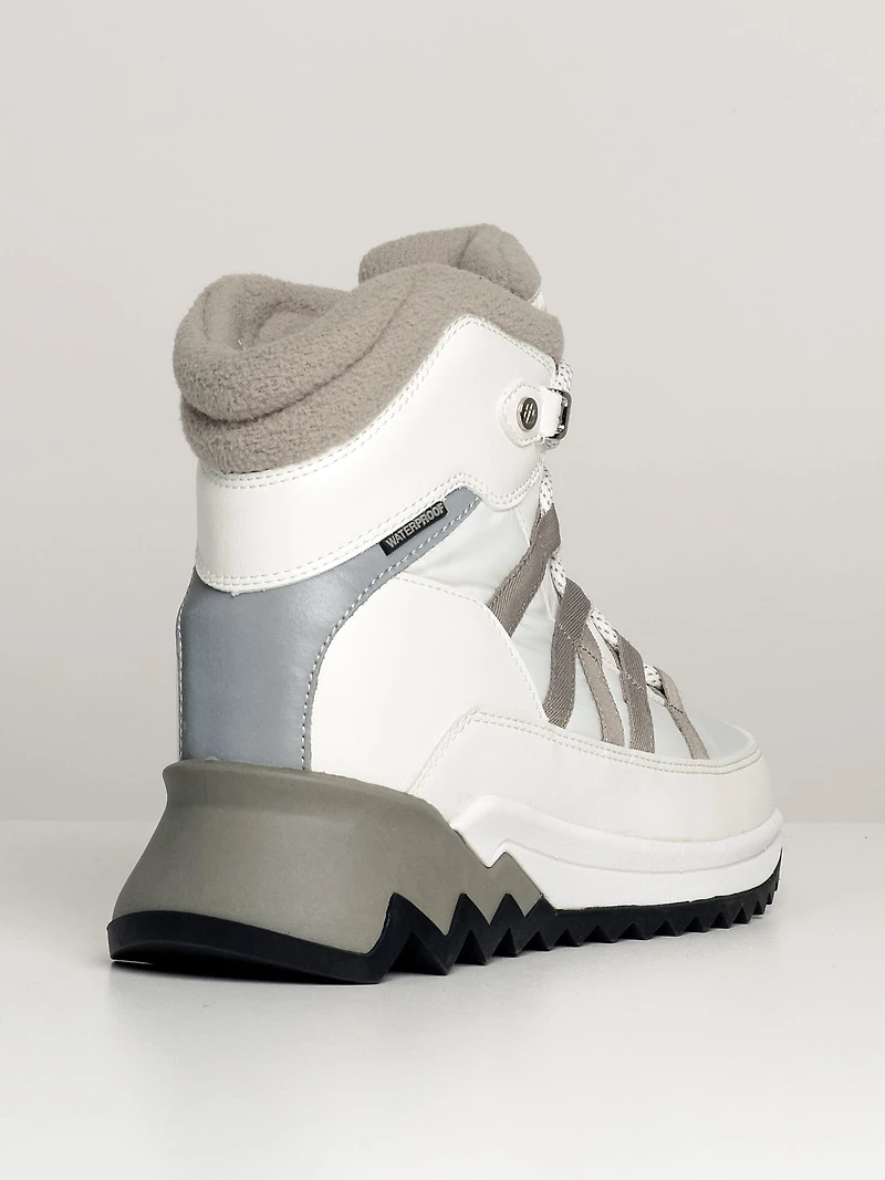 WOMENS COUGAR SHOES STEEZ - CLEARANCE