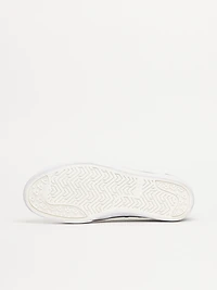 MENS GLOBE GOODSTOCK SNEAKERS