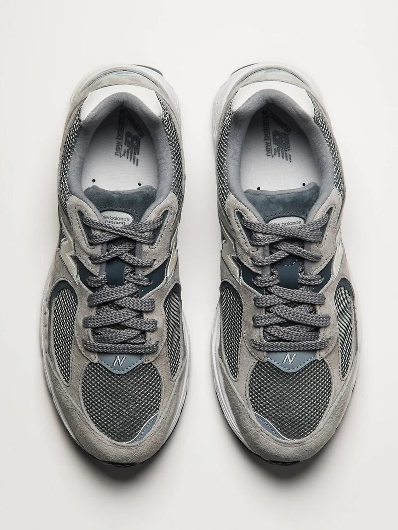 MENS NEW BALANCE 2002 SNEAKER - STEEL GREY