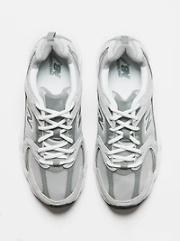 MENS NEW BALANCE THE 530 SNEAKER - RAINCLOUD