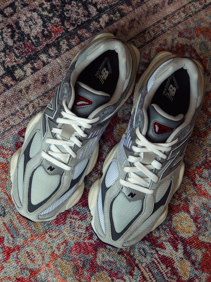 MENS NEW BALANCE THE 9060 SNEAKER - GREY