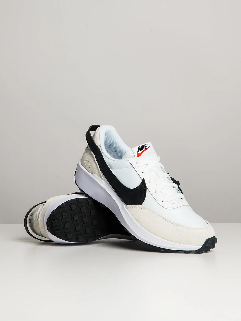 MENS NIKE NK WAFFLE DEBUT SNEAKER - CLEARANCE