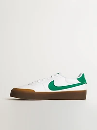 MENS NIKE COURT SHOT SNEAKER - WHITE/MALACHITE/GUM