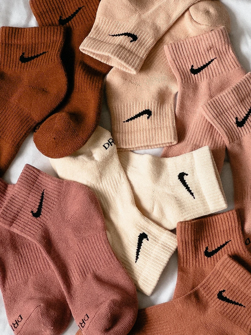 NIKE EVERYDAY PLUS CUSHION 6 PACK