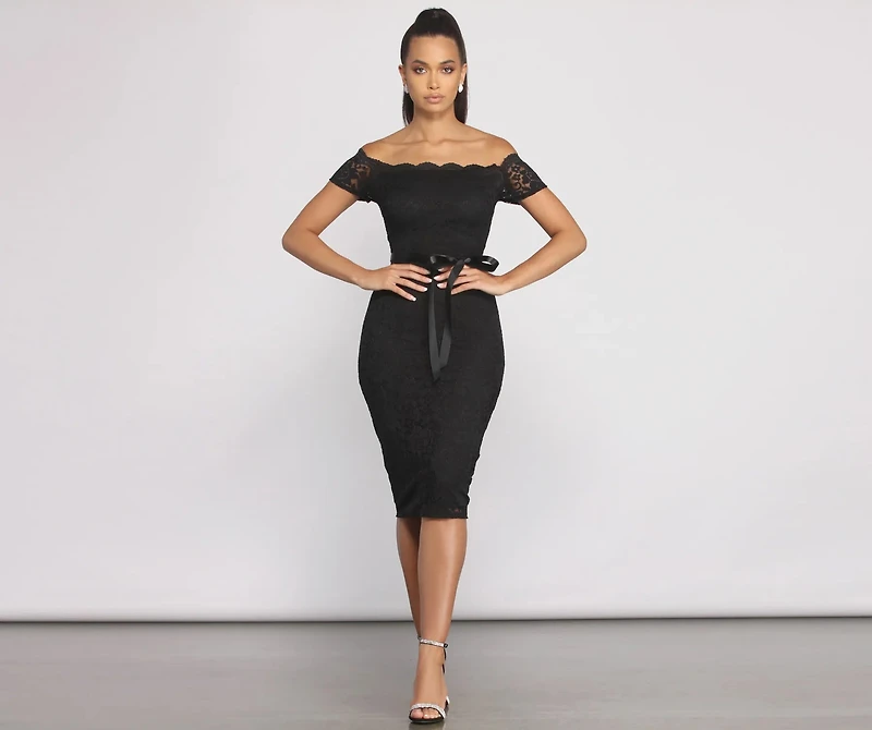 Paige Formal Off-The-Shoulder Scalloped Lace Dress