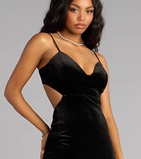 Marlene Velvet V-Neck Mermaid Formal Dress