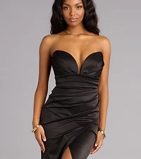 Gretchen Satin Plunge Mermaid Formal Dress