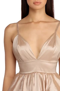 Lizbeth Classic Twist Formal Dress