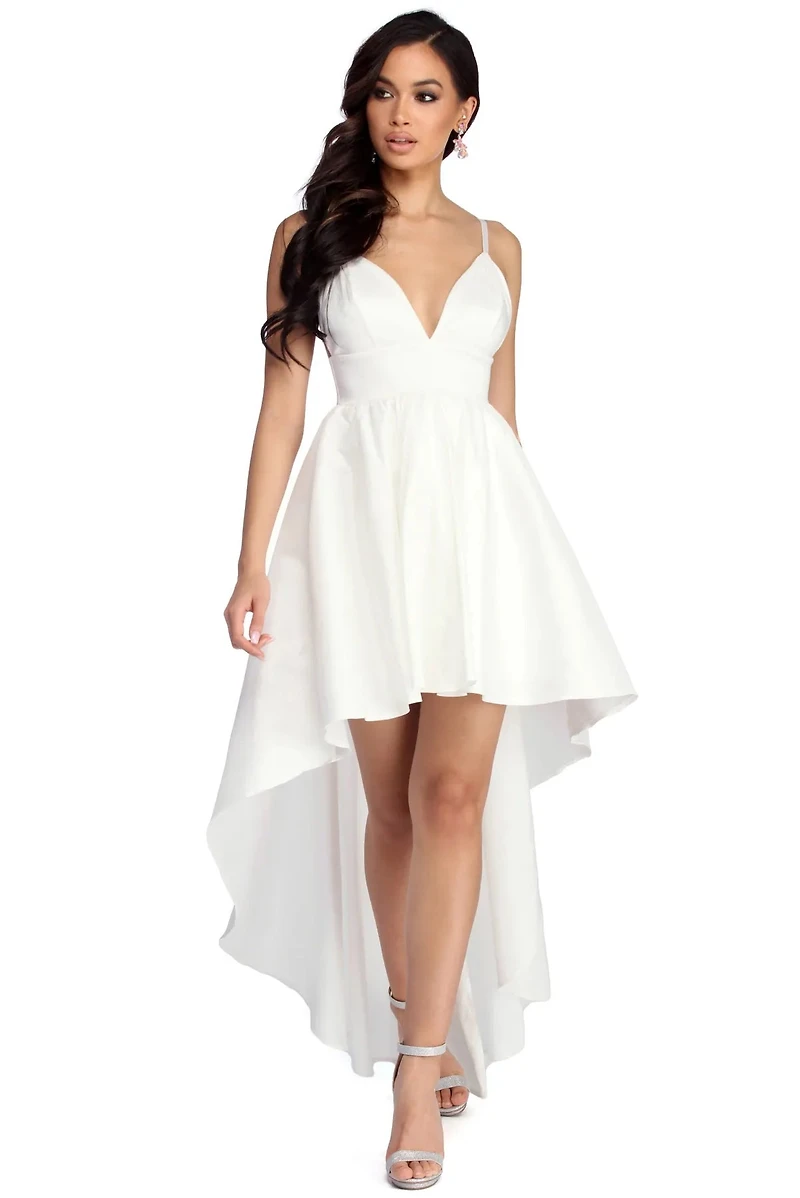 Lizbeth Classic Twist Formal Dress