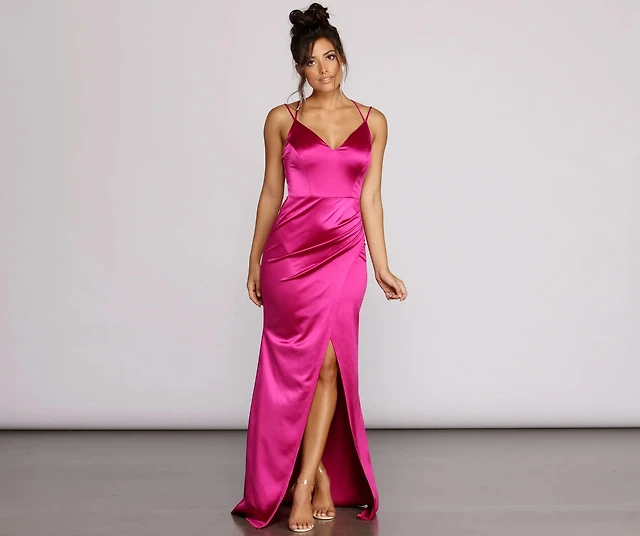 windsor lola high slit satin dress A moment for our best-selling Lola dress  Did you know this dress  comes in 10+ colors?! Tap to shop Lola High Slit Satin Dress. . . .  #Windsorprom2022 #longdress #satindress #formalwear