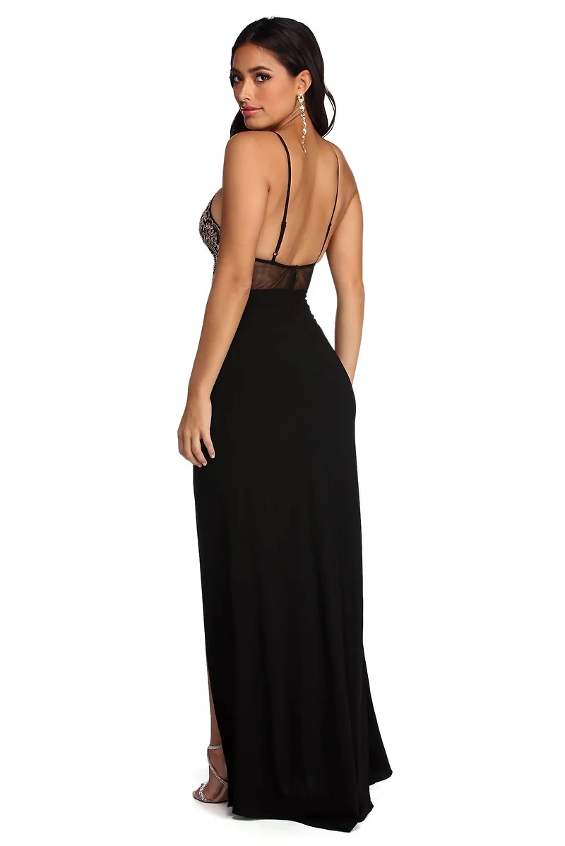 Alondra Formal Lace Halter Dress