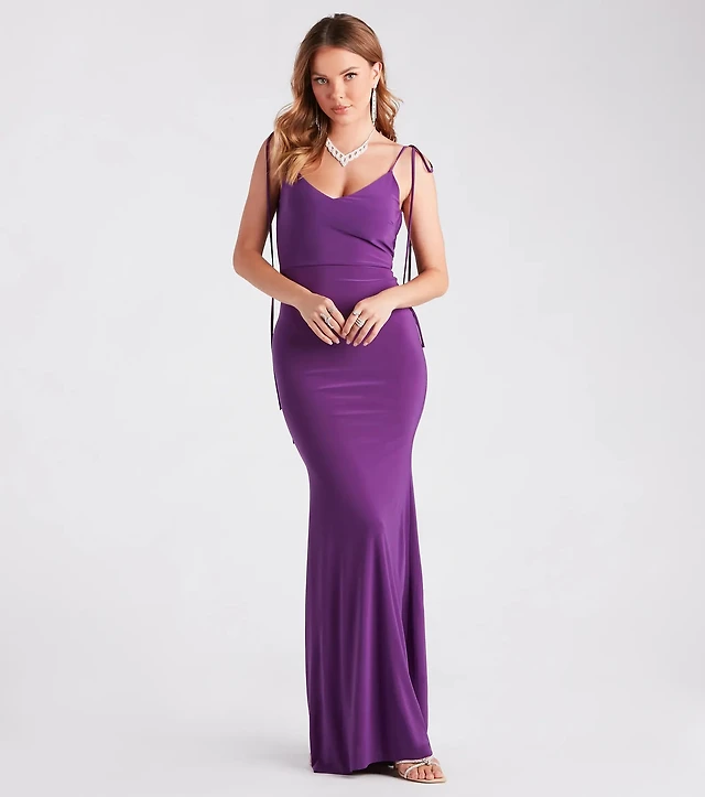 tube dress midi Flirty Moves Ruffle Slit halter homecoming dress Color:Silver & Nude A classic black midi Pink Best Places To