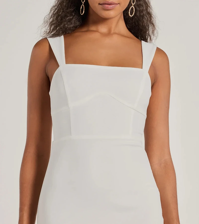 Monae Sleeveless Slim Long Crepe Formal Dress