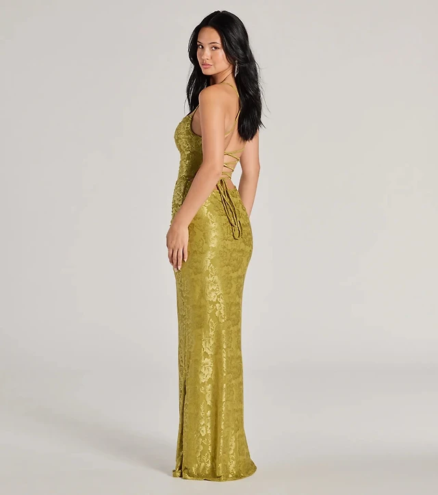 kehlani formal floral lace slit mermaid dress Glitter Lace-Up Back up back design and high front slit while the mermaid silhouette flaunts your figure Dahlia Pink Floral Lace Mermaid