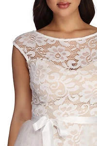 Allie Formal Floral Lace Dress