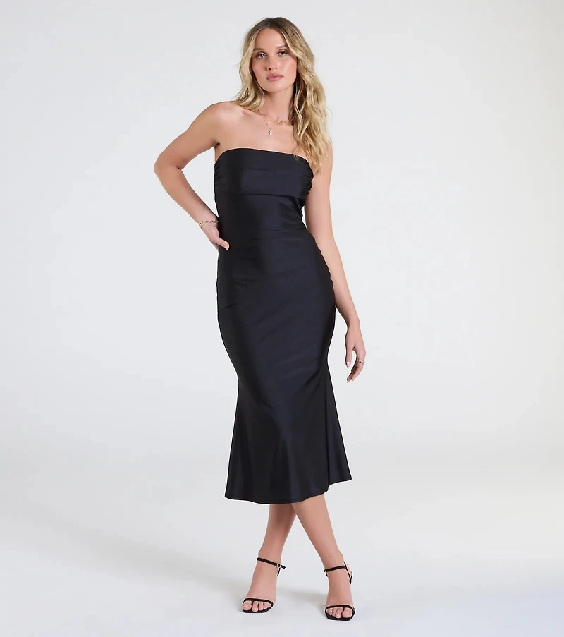 Keep It Sleek Midi Dress