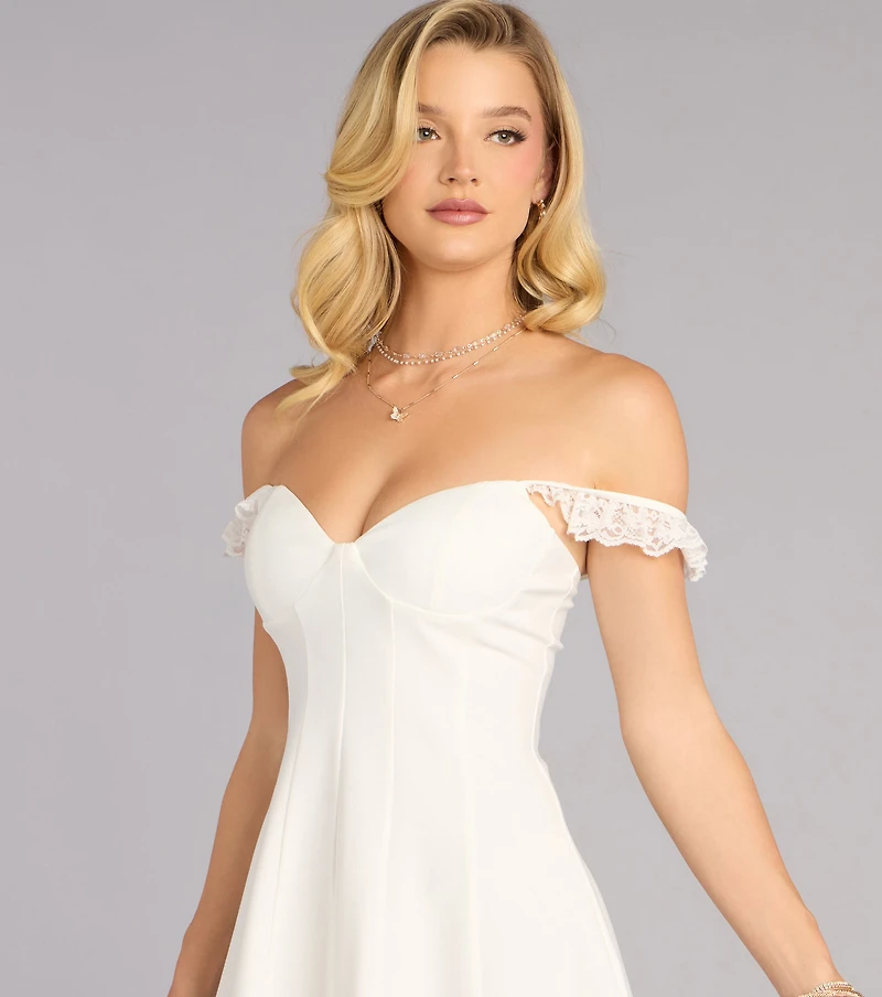 Pretty Motion Skater Mini Dress