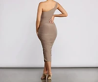 Total Babe Alert Midi Dress