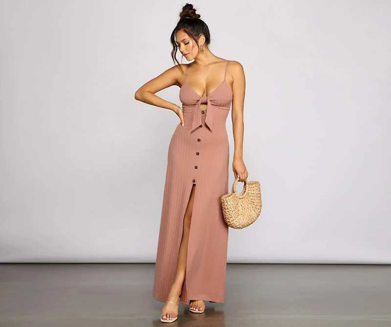 Effortless Style Tie-Front Maxi Dress