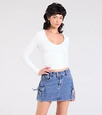 Start With The Basic V-Neck Crop Top