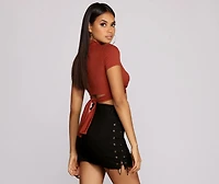 Issa Mood Keyhole Crop Top