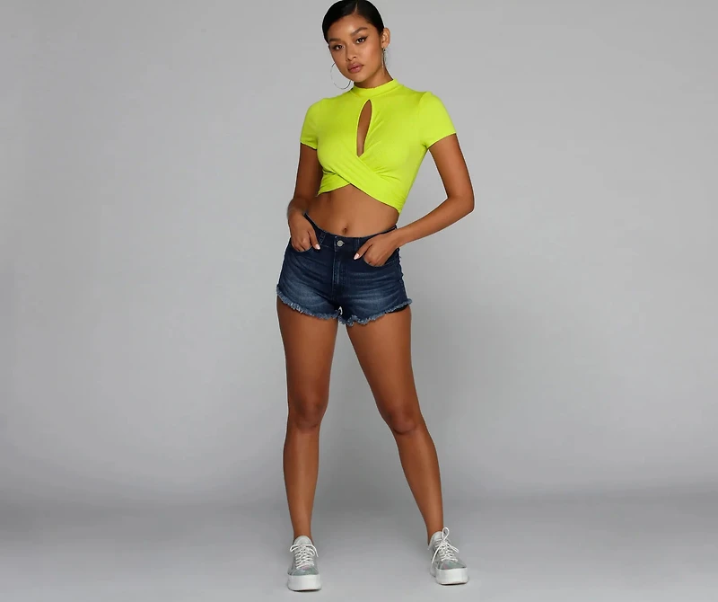 Issa Mood Keyhole Crop Top