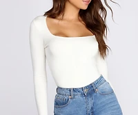 Basic Babe Scoop Top