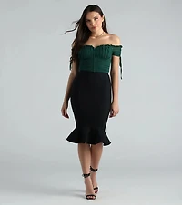 Hooked Ruched Crop Top